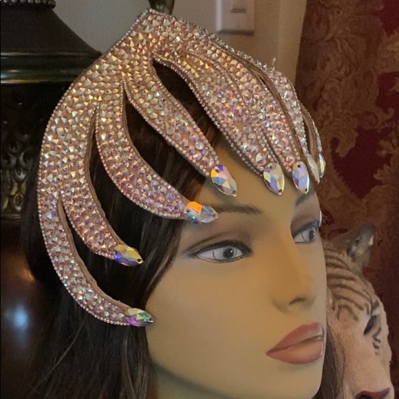 Swarovski Tiara custom made,ss 20 Ab (no tags) - Picture 2 of 4
